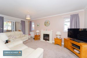 Sitting Room- click for photo gallery